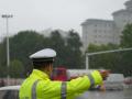 隨州公安交警雨中堅守,，全力保障道路安全暢通